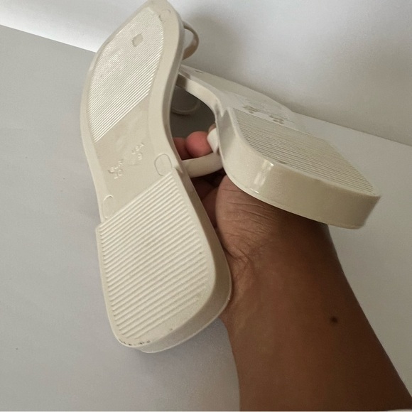 Jeffrey Campbell Darby Jelly Sandal Slide - ivory toe ring size 9 - Picture 7 of 11